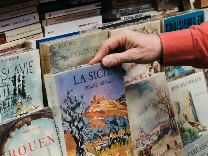 The Agenda: How the Olympics could jeopardise the French capital’s ‘bouquinistes’