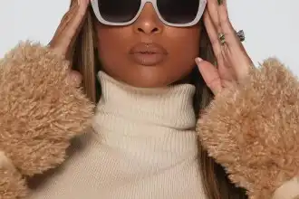 Progressive Reading glasses for the Fashion-Forward Woman